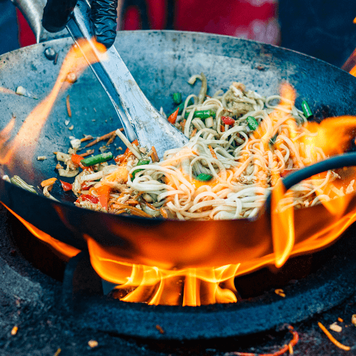 wok-magic-indo-chinese-delights-unveiled-in-the-winter-wonderland