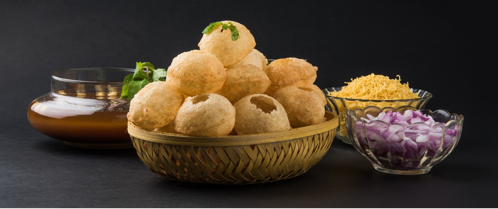 Live Pani Puri Counter at Vatan Indian Cuisine | 7 Unique Flavors