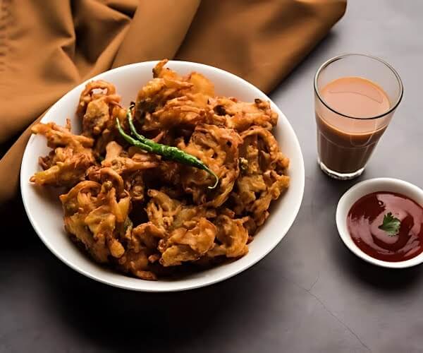 Monsoon Moods Call for Hot Pakoras & Masala Chai – Only at Vatan 4